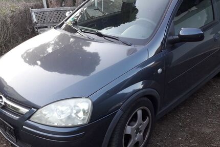 Opel Corsa 218.000 km 1.250 € Laage 18299