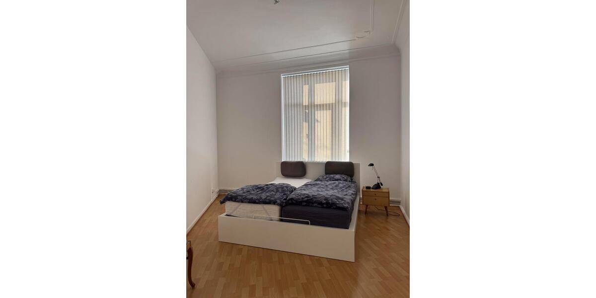 Etagenwohnung Nienburg (Weser) - 6 Zimmer, 186 m&sup2;, 1.400&euro; | Angebot:26058512