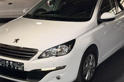 Peugeot 308 150.000 km 6.890 &euro; Kiel 24145
