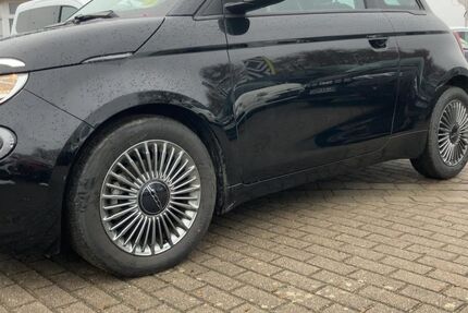 Fiat 500e 30.399 km 22.997 &euro; Zerbst / Anhalt 39261