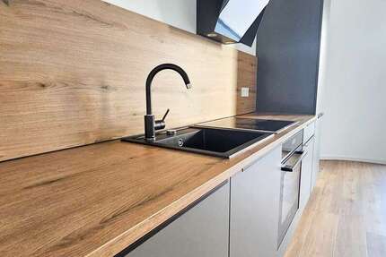 Wohnung zum Mieten in Frankfurt am Main 1.195 € 56 m² 2 zimmer