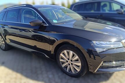 Skoda Superb 65.100 km 21.590 &euro; Broderstorf / OT Pastow 18184