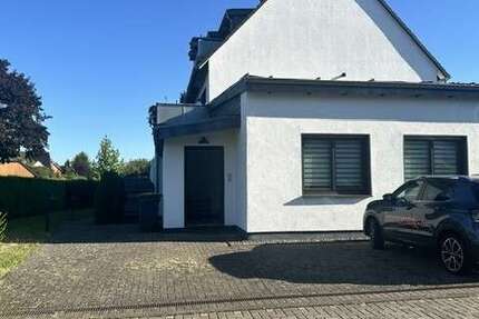 Wohnung Niederkassel - 1 Zimmer, 50 m&sup2;, 515&euro; | Angebot:27308902
