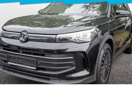 VW Tiguan 25.110 km 34.950 &euro; Berlin 13599