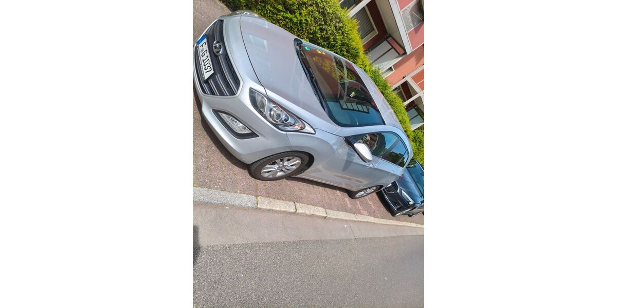 Hyundai i30 277.000 km 3.800 &euro; Hanau 63477