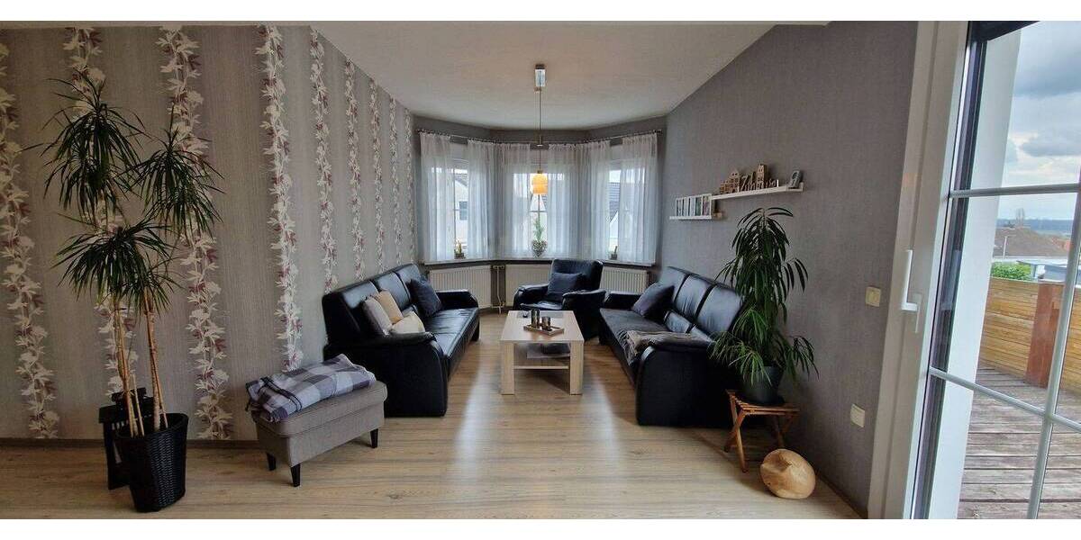 Reihenendhaus Schöningen - 8 Zimmer, 151 m&sup2;, 135.000&euro; | Angebot:26105606