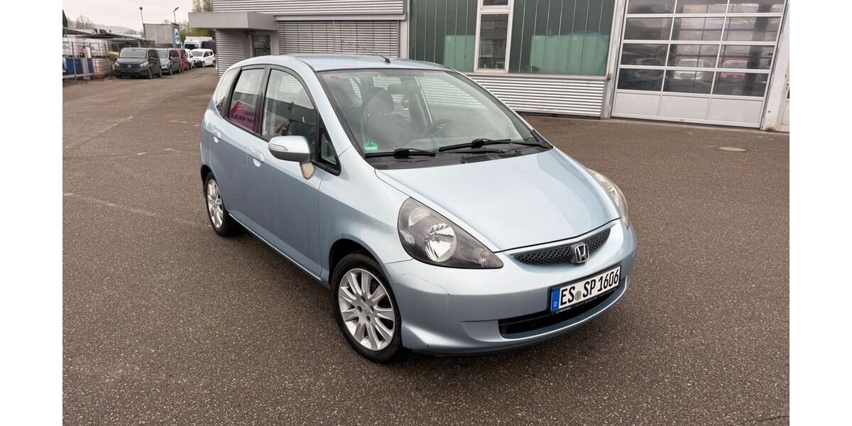 Honda Jazz 210.000 km 999 &euro; Esslingen 73732