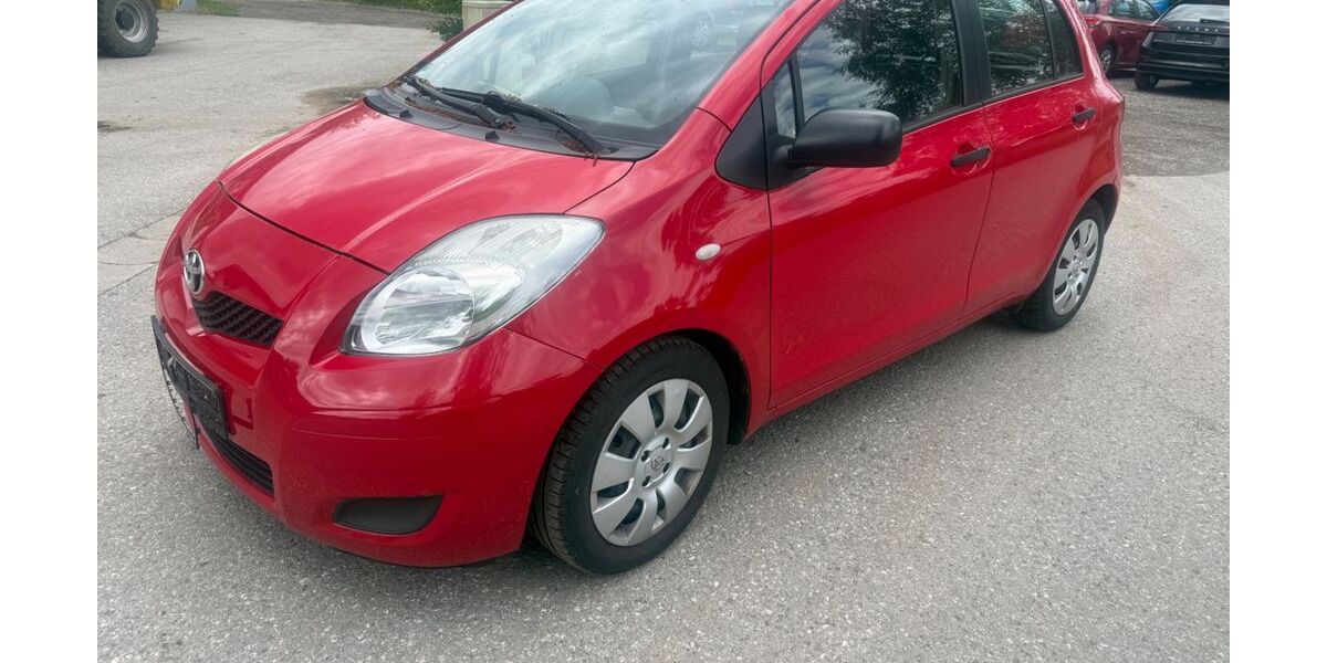 Toyota Yaris 202.000 km 1.690 &euro; Bad Bayersoien 82435