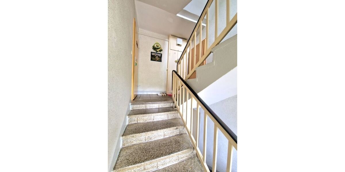 Vermietete 3-Zimmer-Wohnung im 2. Obergeschoss in schöner Lage! Für Kapitalanleger! - Etagenwohnung Rossau Schönborn-Dreiwerden | Angebot:23145069