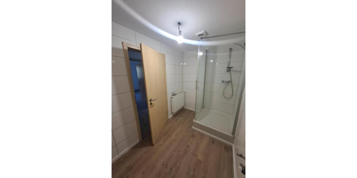 Etagenwohnung Friedeburg - 4 Zimmer, 104 m&sup2;, 1.000&euro; | Angebot:26331435