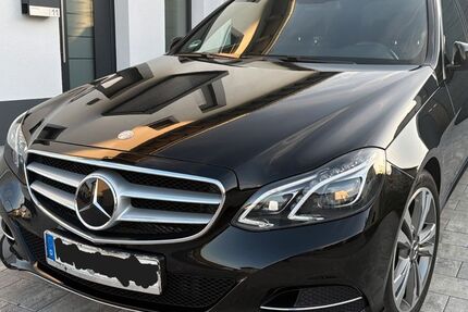 Mercedes-Benz E 220 210.704 km 14.900 &euro; Schirmitz 92718