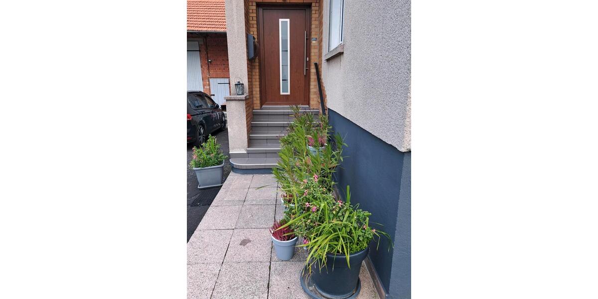 Mehrfamilienhaus, Wohnhaus Bad Hersfeld - 7 Zimmer, 217 m&sup2;, 250.000&euro; | Angebot:26858323