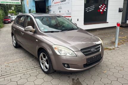 Kia ceed / Ceed 268.000 km 1.699 &euro; Hamburg 22045