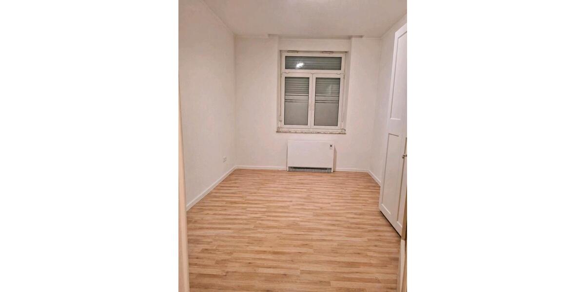 Erdgeschoßwohnung Düsseldorf Niederkassel - 1 Zimmer, 35 m&sup2;, 600&euro; | Angebot:26316635