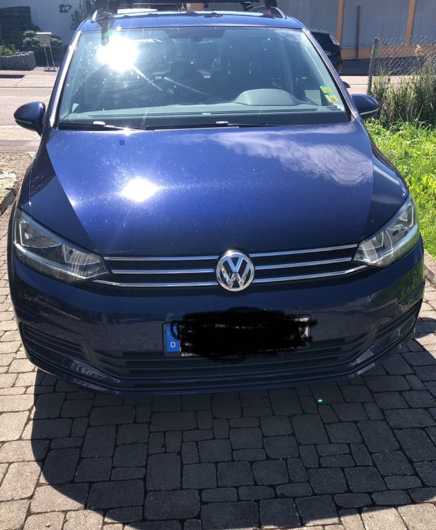 VW Touran 205.000 km 14.700 € Freiburg 79111