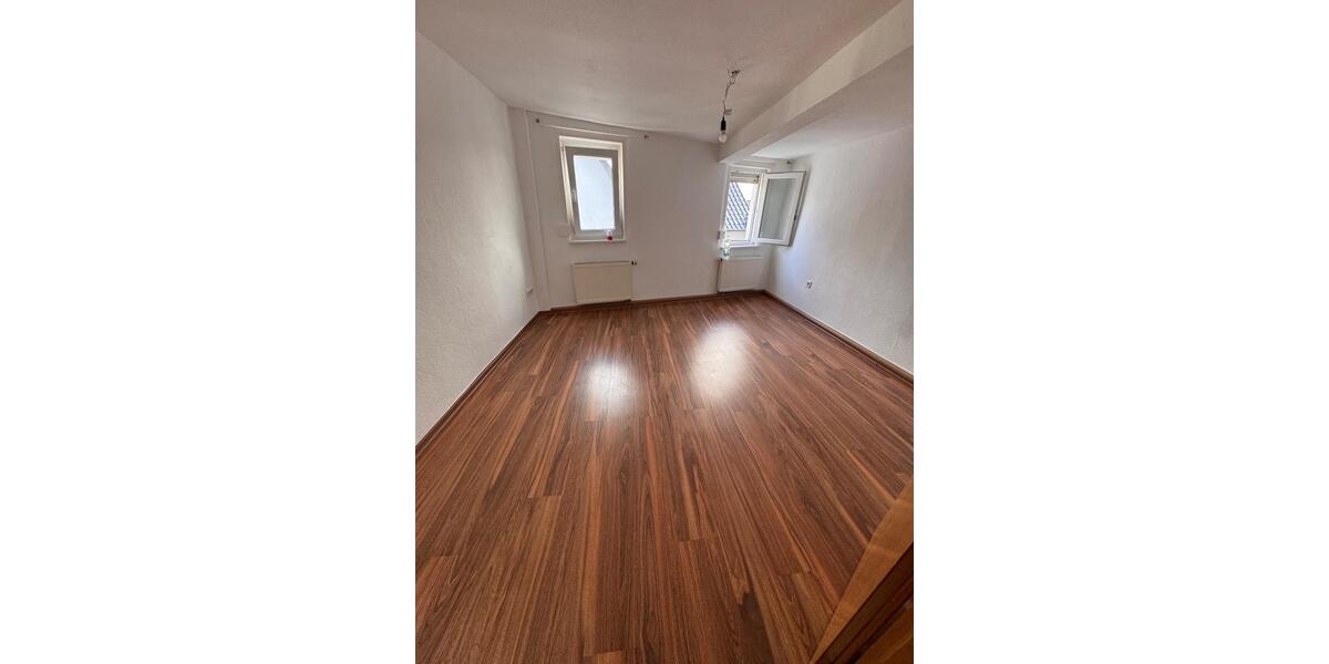 Charmantes Einfamilienhaus in Niederbrechen - 90qm + Balkon 3.5 zimmer