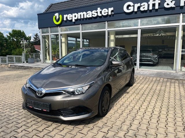 Toyota Auris 115.861 km 8.990 &euro; Jena - Maua 07751