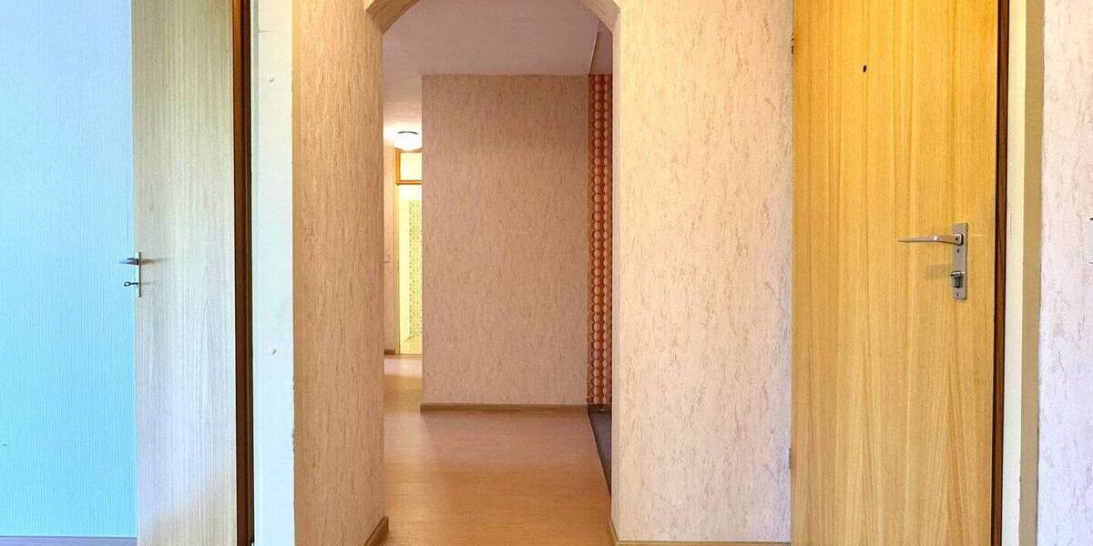 Etagenwohnung Sindelfingen Nord - 3 Zimmer, 86 m&sup2;, 225.000&euro; | Angebot:26844049