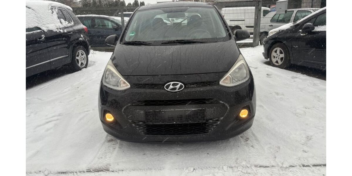 Hyundai i10 101.000 km 5.600 &euro; Berlin 12309