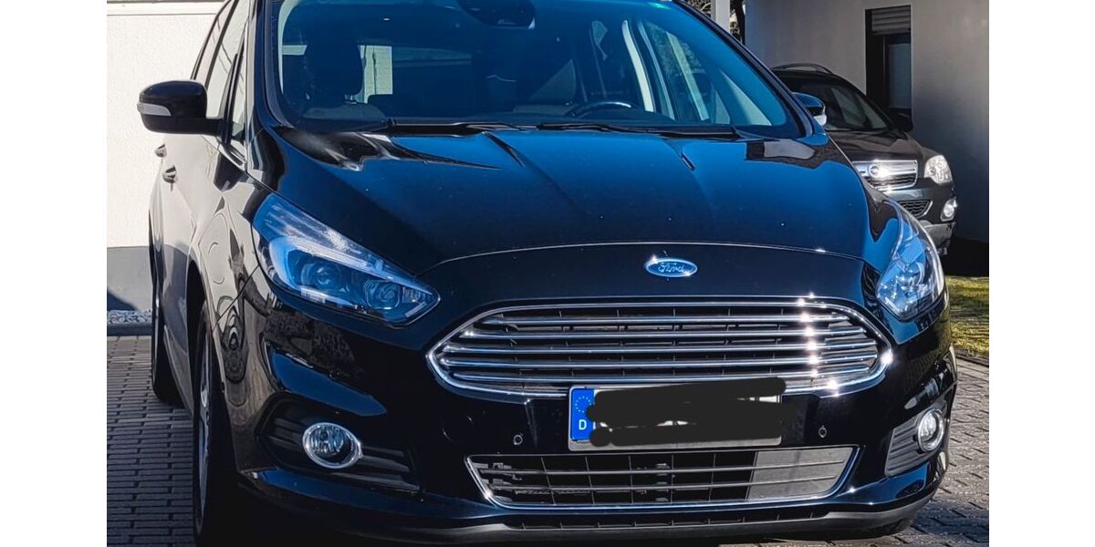 Ford S-Max 74.000 km 16.500 &euro; Wiehl 51674