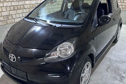 Toyota Aygo (X) 165.000 km 2.250 € Hamburg 21079