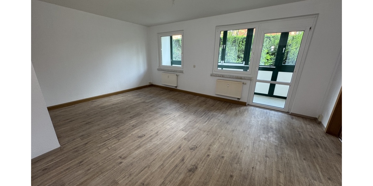 Wohnen mit Mehrwert: 2-Raum-Wohnung mit großzügigem Doppel-Wintergarten in Gera-Bieblach! - Erdgeschoßwohnung Gera Alt-Bieblach | Angebot:27082956