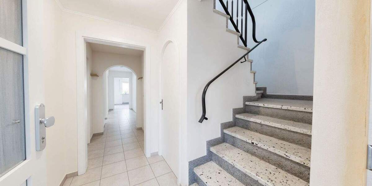 Mehrfamilienhaus, Wohnhaus Pöttmes - 6 Zimmer, 117 m&sup2;, 390.000&euro; | Angebot:25836325