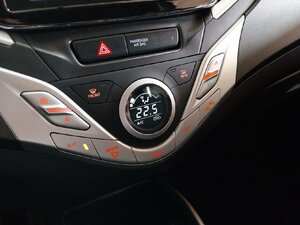 Suzuki Baleno Comfort Kam Navi Tempo SHZ Klim Xenon 22.256 km 12.490 € HAAN 42781