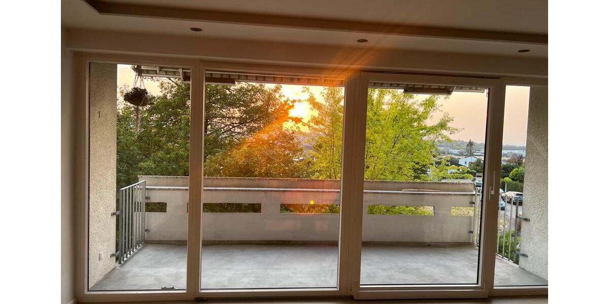 Etagenwohnung Dettingen unter Teck - 4.5 Zimmer, 90 m&sup2;, 369.000&euro; | Angebot:27261850