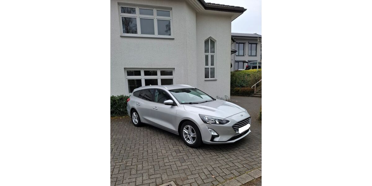 Ford Focus 75.500 km 11.999 &euro; Pernze 51702