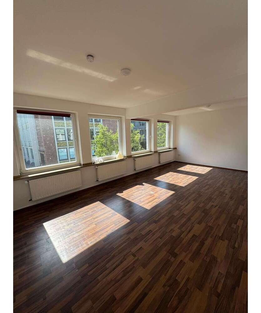 Wohnung zum Mieten in Düren 890 € 130 m²