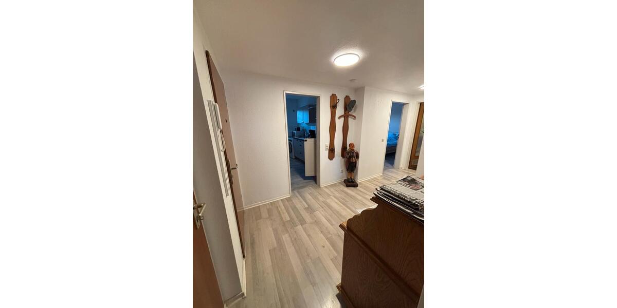 Etagenwohnung Niederzier - 3 Zimmer, 72 m&sup2;, 930&euro; | Angebot:24864886