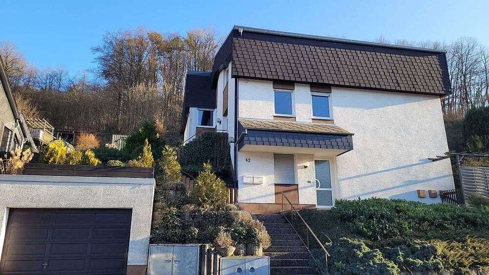 Haus zum Kaufen in Idar-Oberstein Nahbollenbach 344.000 € 210 m²