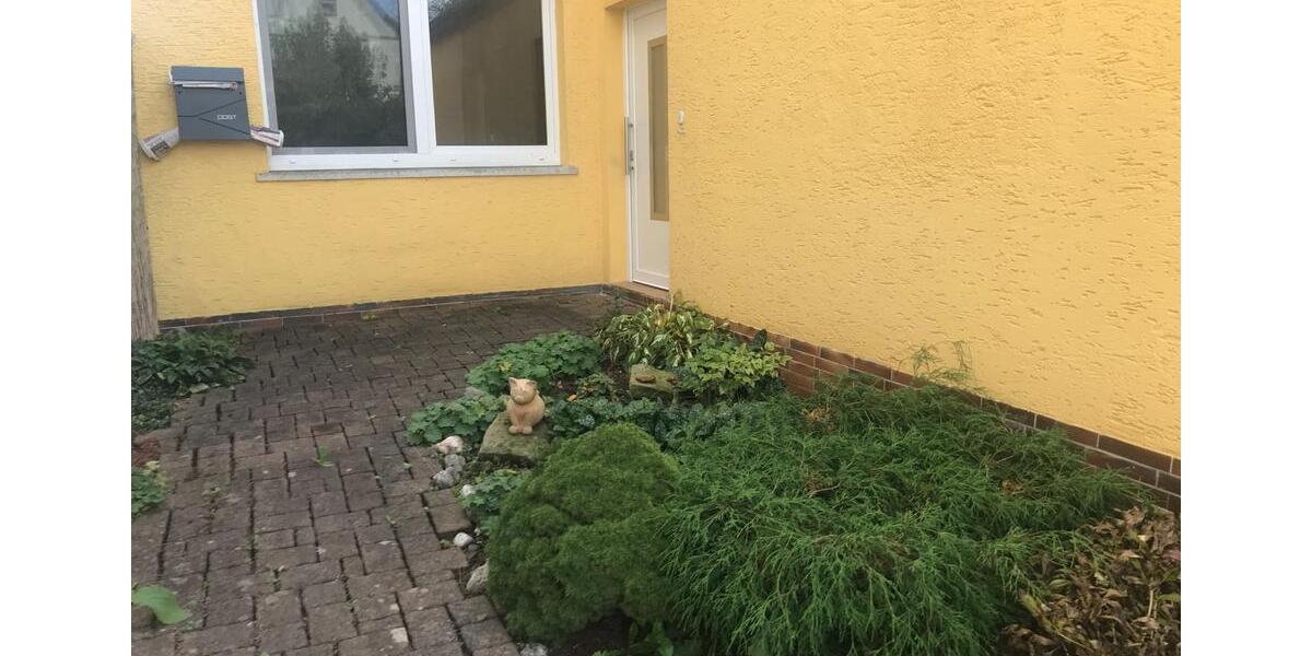 in UntermerzbachMemmelsdorf 2 Zimmer große Wohnküche Bad 2 zimmer