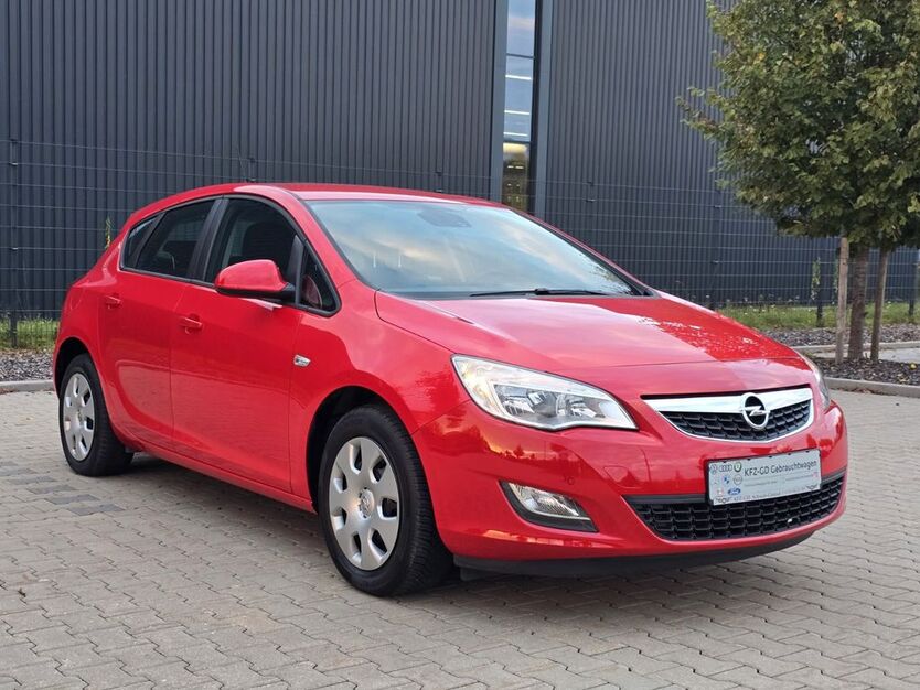 Opel Astra 68.067 km 5.890 € Schwäbisch Gmünd 73529