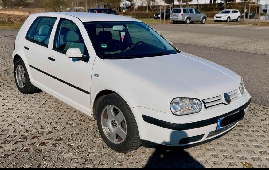 VW Golf 240.000 km 1.150 € Erlenbach 74235