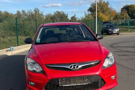 Hyundai i30 164.000 km 1.800 € Gelsenkirchen 45896