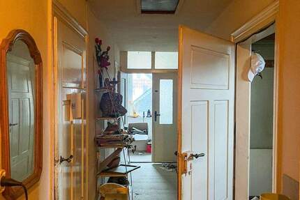 Wohn- und Geschäftshaus in zentraler Ortslage 2 zimmer