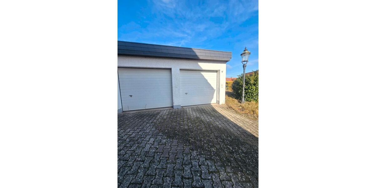 Einfamilienhaus Ettlingen - 5 Zimmer, 150 m&sup2;, 1.750&euro; | Angebot:24810197