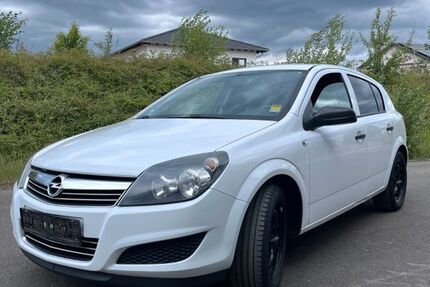 Opel Astra 147.521 km 2.950 &euro; Walldürn 74731