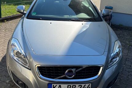 Volvo C70 88.507 km 15.500 &euro; Karlsruhe 76135