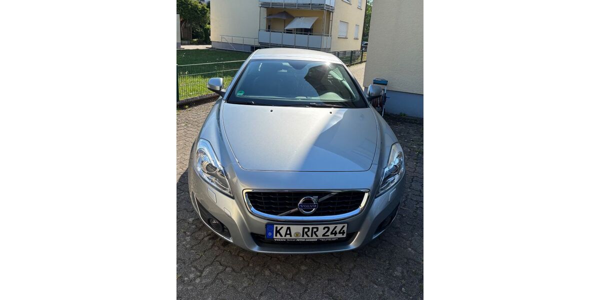 Volvo C70 88.507 km 15.500 &euro; Karlsruhe 76135