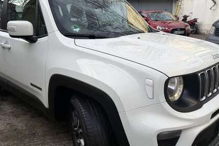 Jeep Renegade 133.000 km 12.900 &euro; Berlin 10247