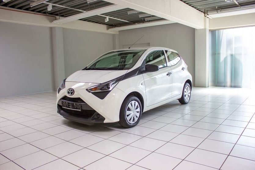 Aygo (X)