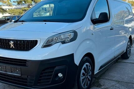 Peugeot Expert 256.000 km 7.990 € Berlin 12277