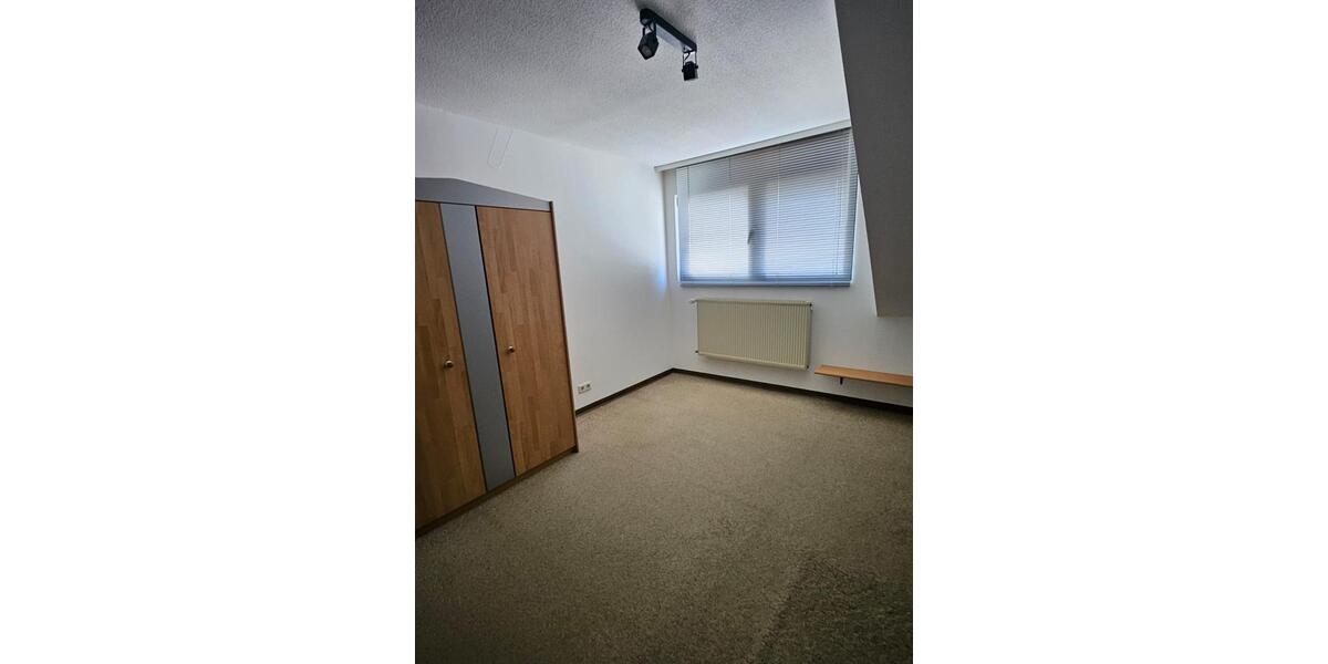 Einfamilienhaus Wallerfangen - 15 Zimmer, 250 m&sup2;, 275.000&euro; | Angebot:26888785