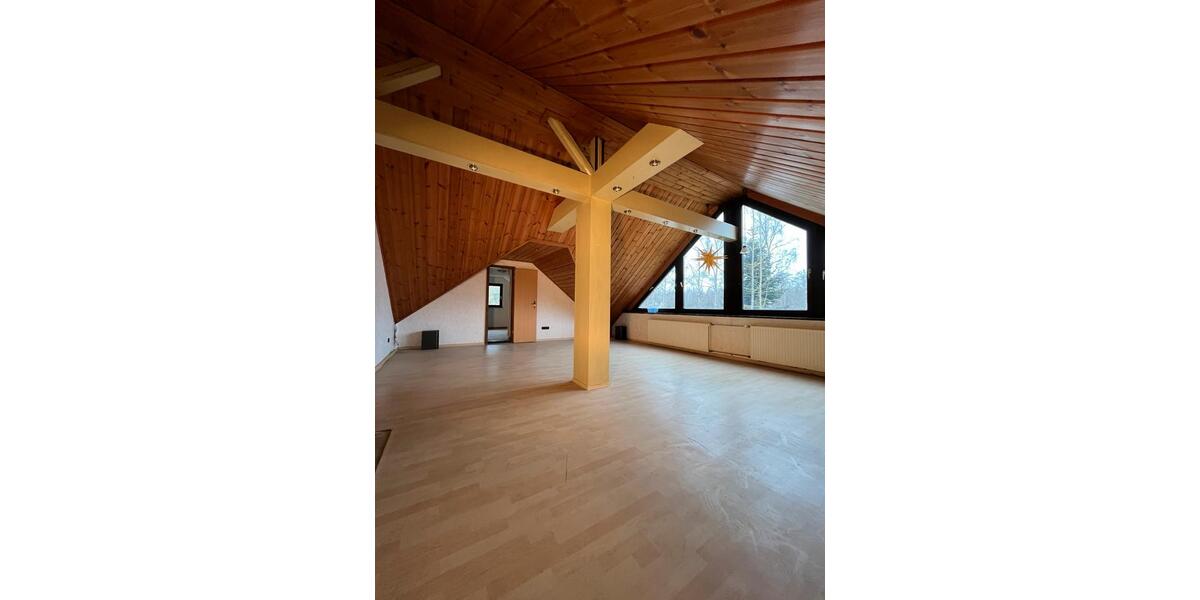 Einfamilienhaus Hameln Kernstadt - 6 Zimmer, 215 m&sup2;, 280.000&euro; | Angebot:27096935
