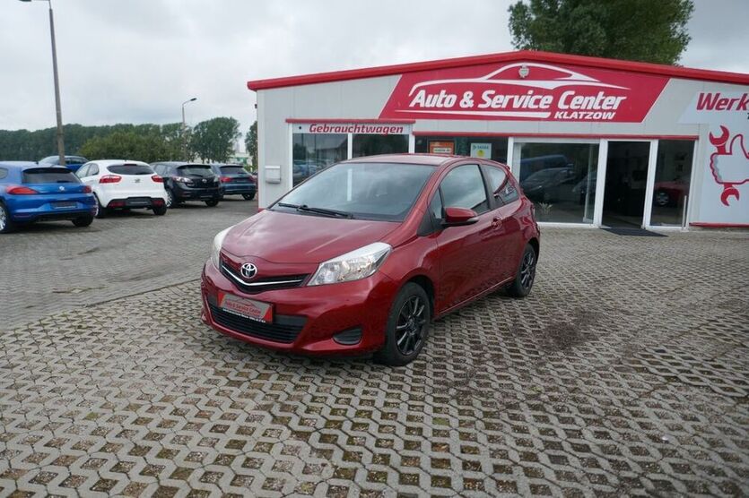 Yaris