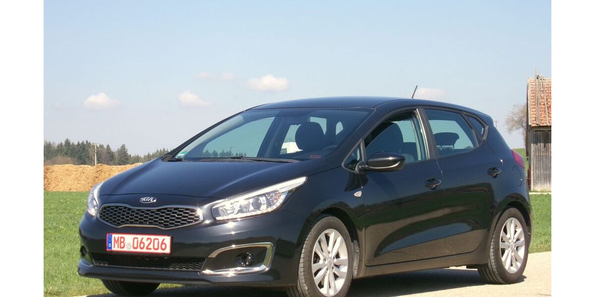 Kia ceed / Ceed 148.400 km 6.380 &euro; Holzkirchen 83607