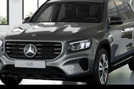 Mercedes-Benz GLB 200 9.900 km 43.550 € Frankfurt 60488